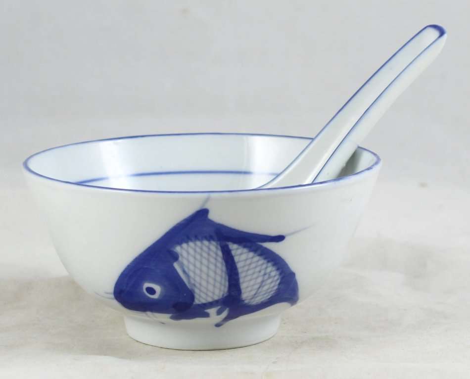 Chinese - Rice Bowl With Spoon - Fish Motif - Beautiful! - Bid Now!!!