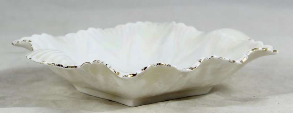 Shelley - Trinket Dish - Beautiful! - Bid Now!!