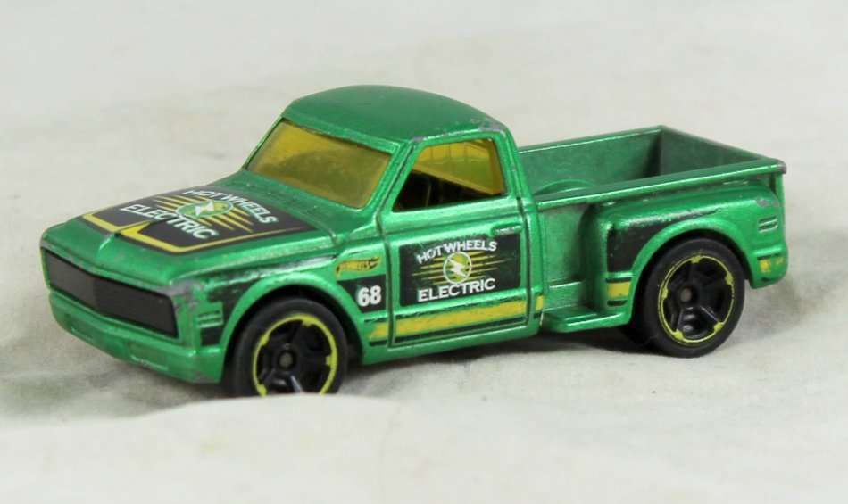 Hotwheels - Custom '69 Chevy - Bid now!!