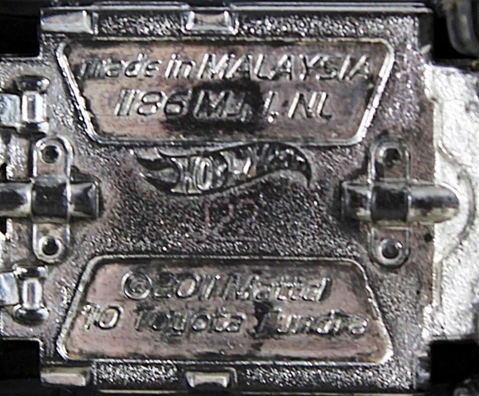 Hotwheels - Toyota Tundra - Bid now!!