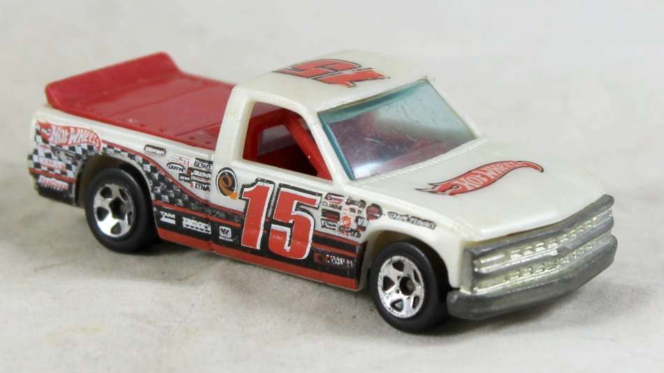 Hotwheels - Chevy - Bid now!!