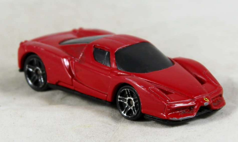 Hotwheels - Enzo Ferrari - Bid now!!