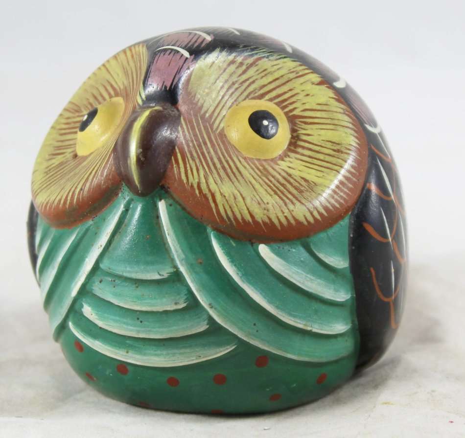 Funky Owl - Molded - Gorgeous! - Bid Now!!!