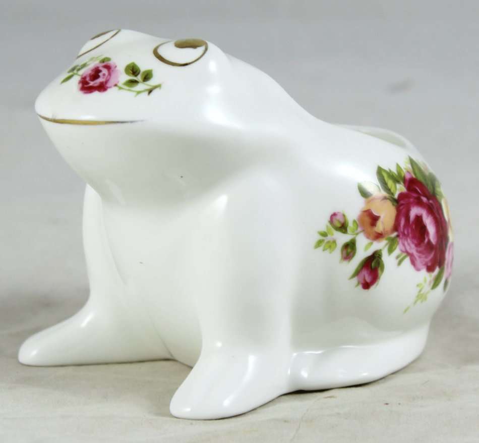 Cottage Rose - Frog Trinket Holder - Gorgeous! - Bid Now!!!