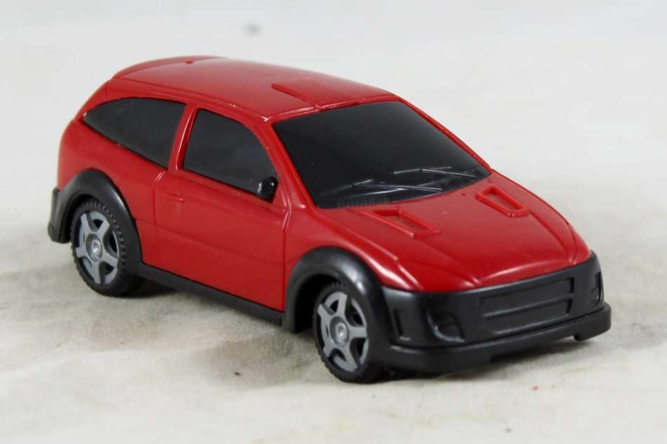 Teama - Plastic MPV - Bid now!!