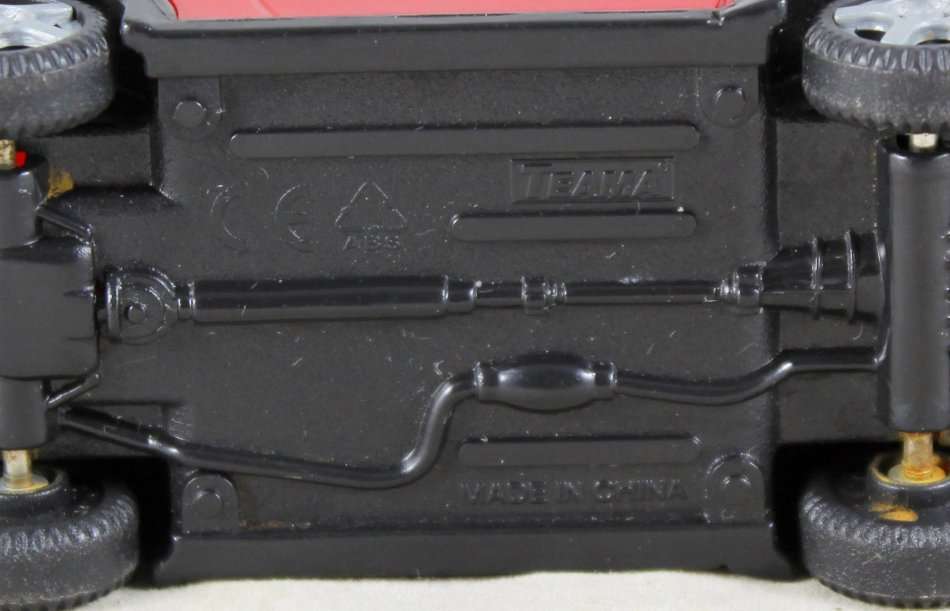 Teama - Plastic MPV - Bid now!!