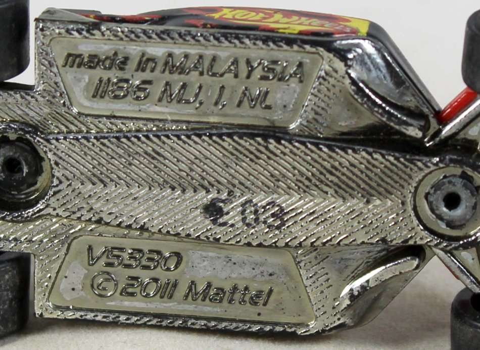 Hotwheels - 2011 V5530 - Bid now!!