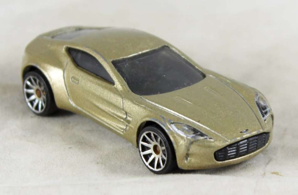 Hotwheels - Aston Martin One 77 - Bid now!!