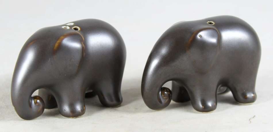 Elephant Salt & Pepper Shakers - Gorgeous! - Bid Now!!!