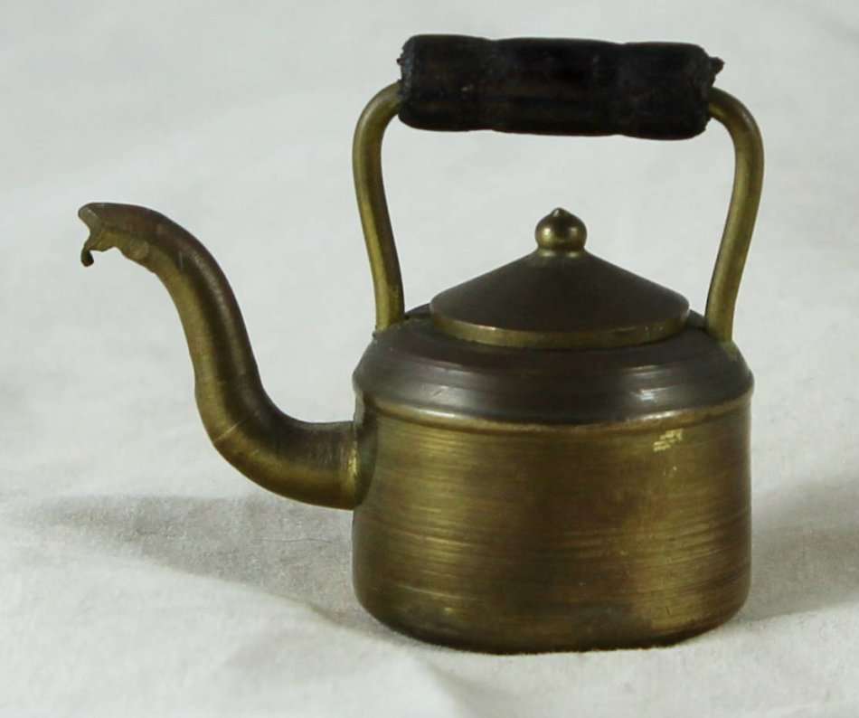 Brass Temptations - Miniature Solid Brass - Kettle - Gorgeous! - Bid Now!!!