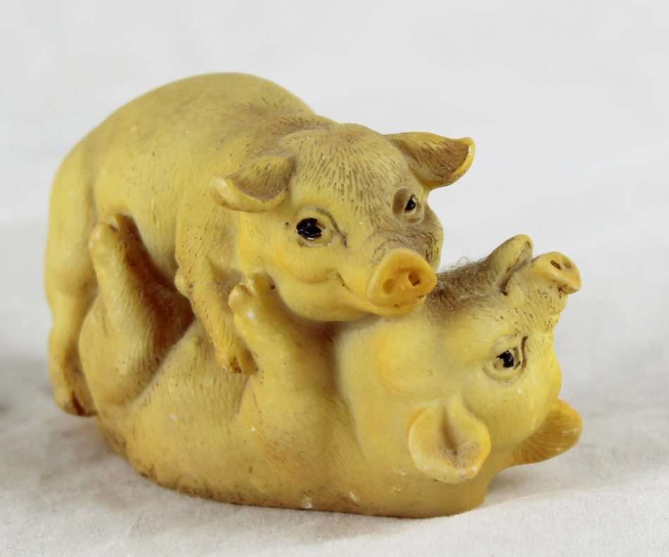 Mating Pigs - Made in Italy - Gorgeous! - Bid Now!!!