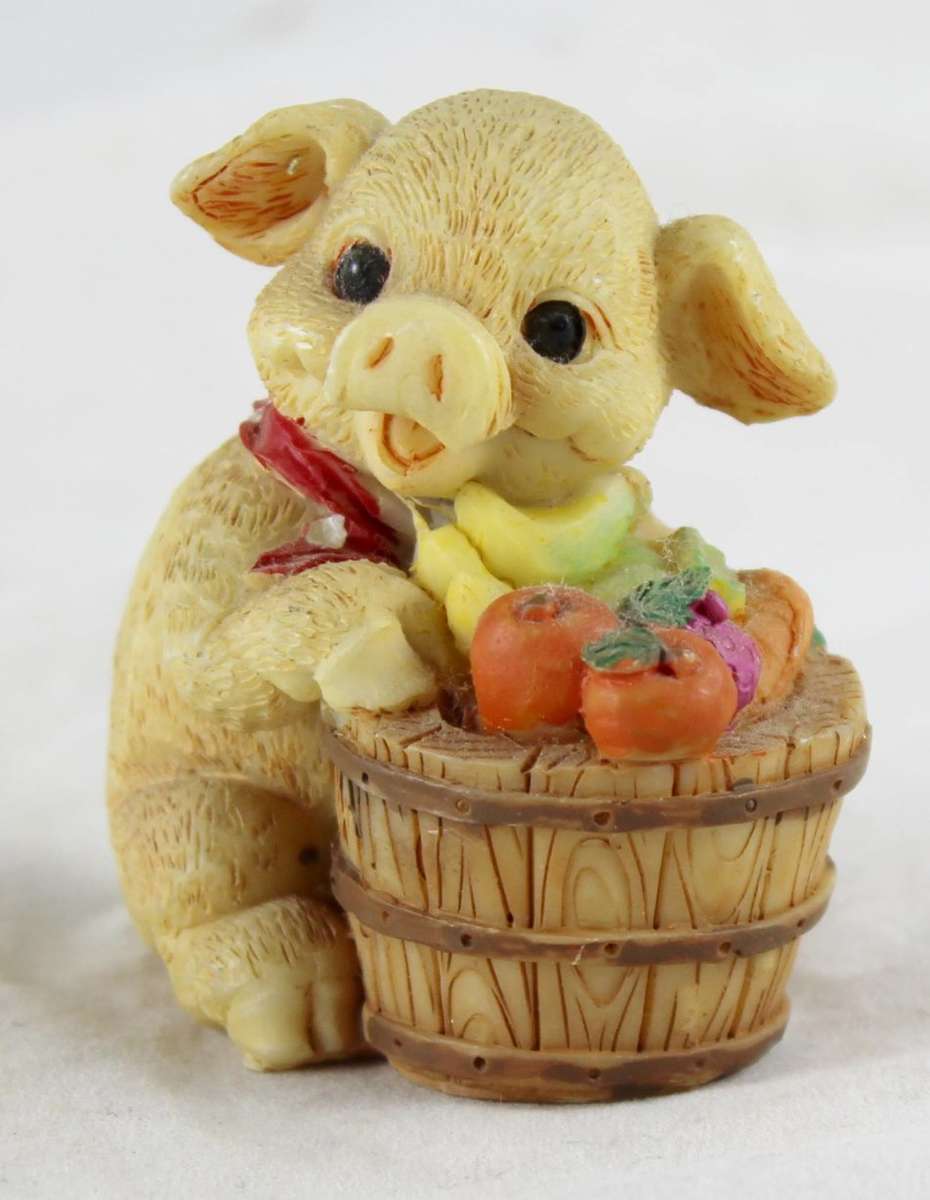 Pig with Veggie Basket - Gorgeous! - Bid Now!!!