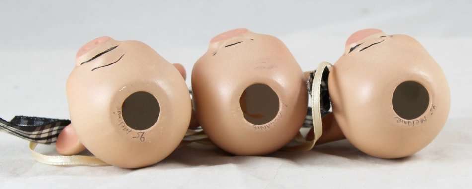 Egg Shaped Pigs - 3 Expressions - Gorgeous! - Bid Now!!!