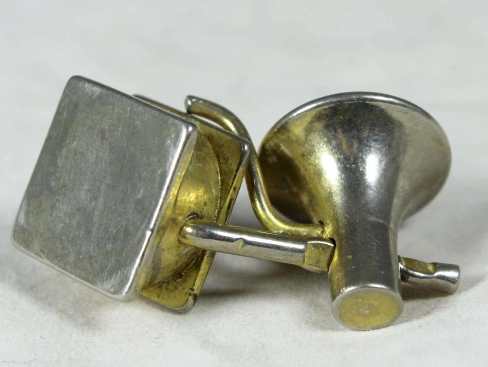 Miniature Metal - Gramophone - Gorgeous! - Bid Now!!!