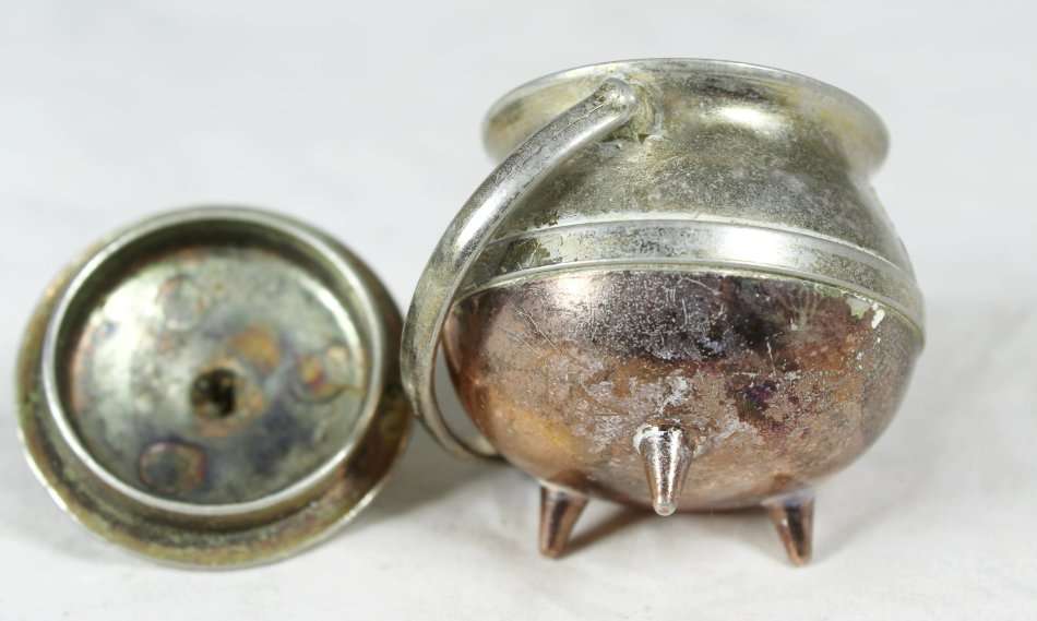 Miniature Plated - 3 Legged Pot - Gorgeous! - Bid Now!!!