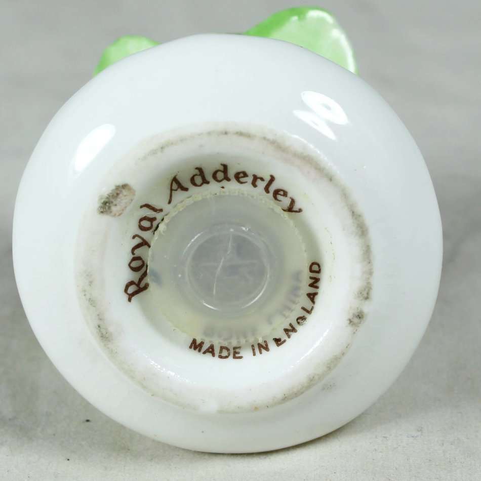 Royal Adderley Posy - Gorgeous! - Bid Now!!!