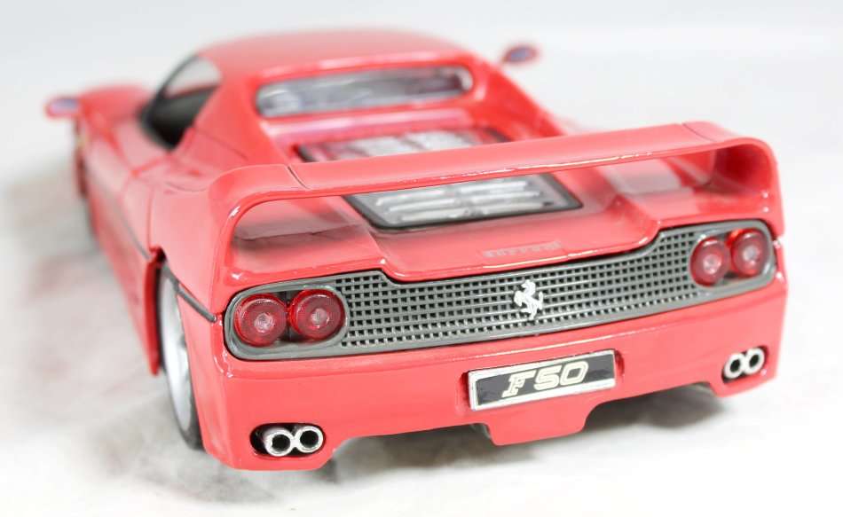 Maisto - Ferrari F50 - 1:18 Scale Model