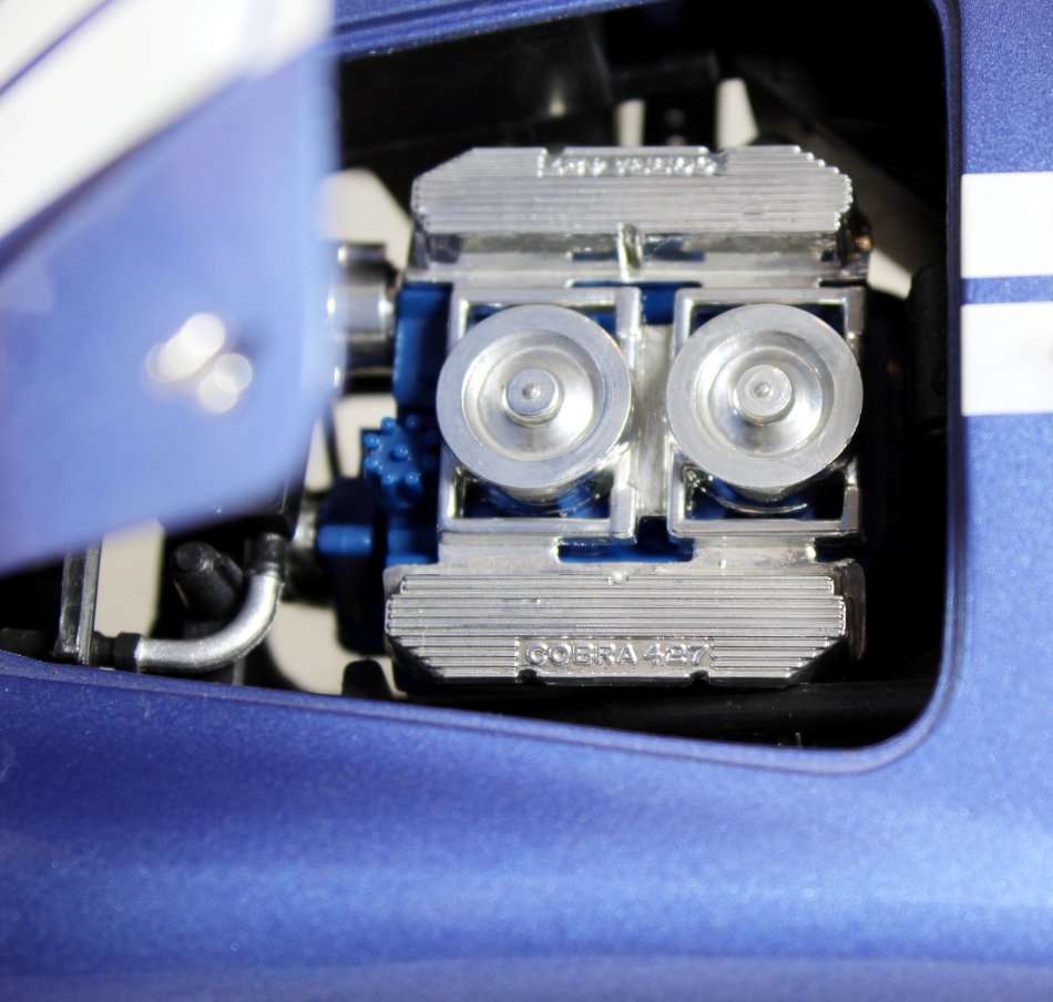 Road Signature - Shelby Cobra 427S/C - 1:18 Scale Model - Bid Now!!