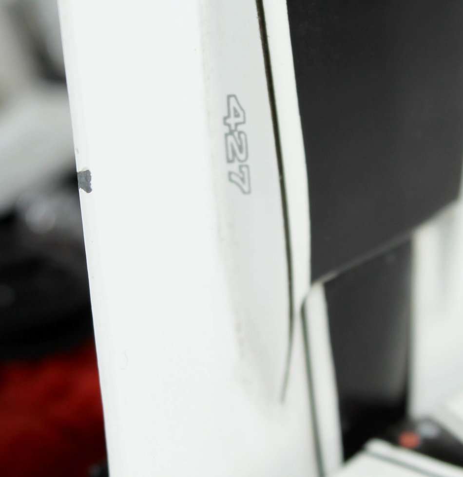 ERTL - 1967 Chevrolet Corvette - 1:18 Scale Model - Bid Now!!