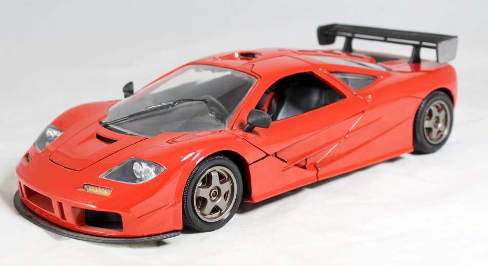 Guiloy (Spain) - McLaren F1 - 1:18 Scale Model - Bid Now!!