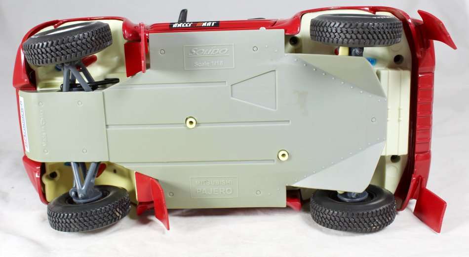 Solido - Mitsubishi Pajero Rally - 1:18 Scale Model - Bid Now!!