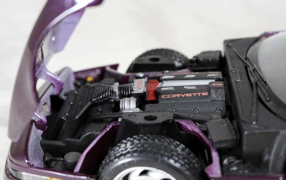 Maisto - Corvette Convertible - 1:18 Scale Model - Bid Now!!