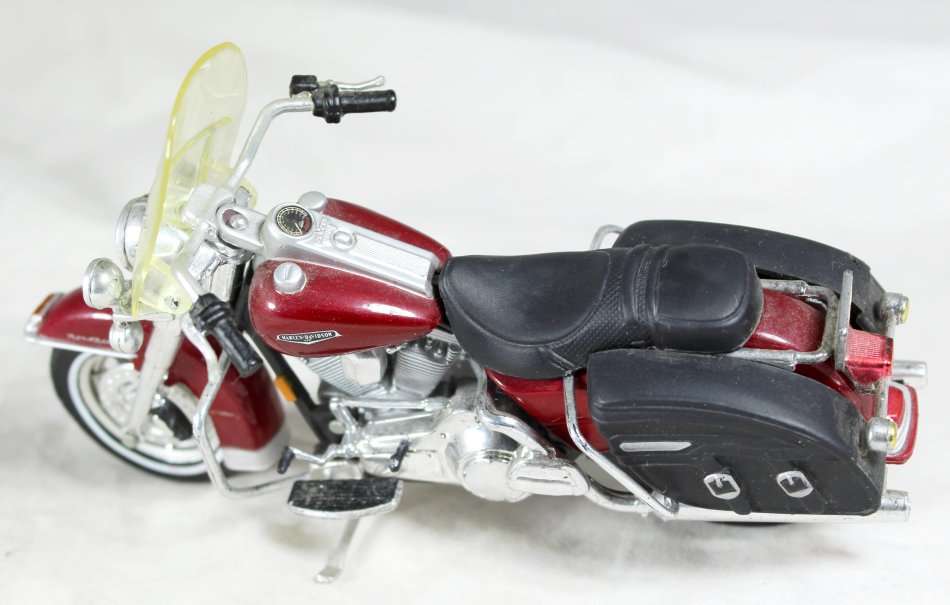 Harley Davidson - Maisto - Road Hog - 1:18 Scale Model - Bid Now!!