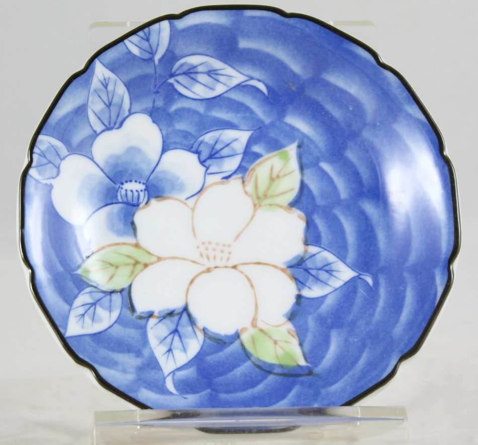 Small blue & white with flowers - display plate
