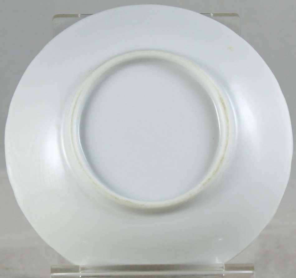 Small blue & white with flowers - display plate