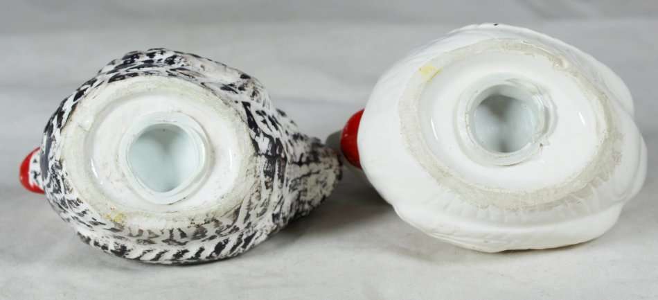 Character Salt & Pepper Set - Chickens - Beautiful! - Bid Now!!!