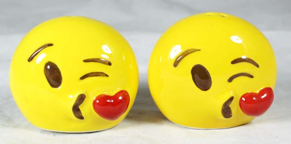 Character Salt & Pepper Set - Emojis - Beautiful! - Bid Now!!!