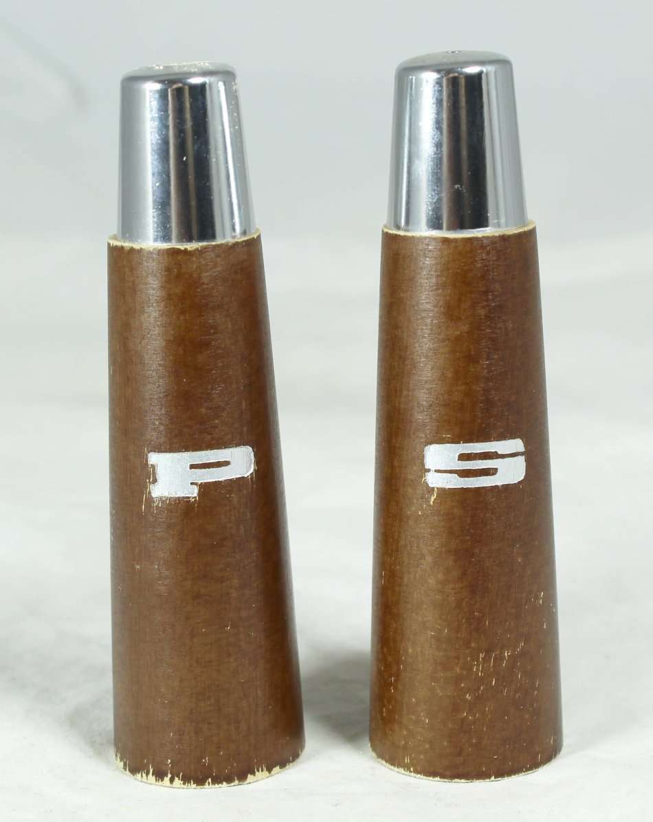 Character Salt & Pepper Set - Wooden Pair - Beautiful! - Bid Now!!!