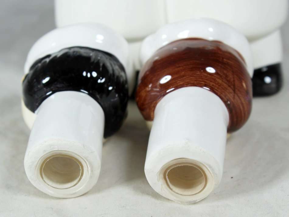 Character Salt & Pepper Set - Chefs - Beautiful! - Bid Now!!!