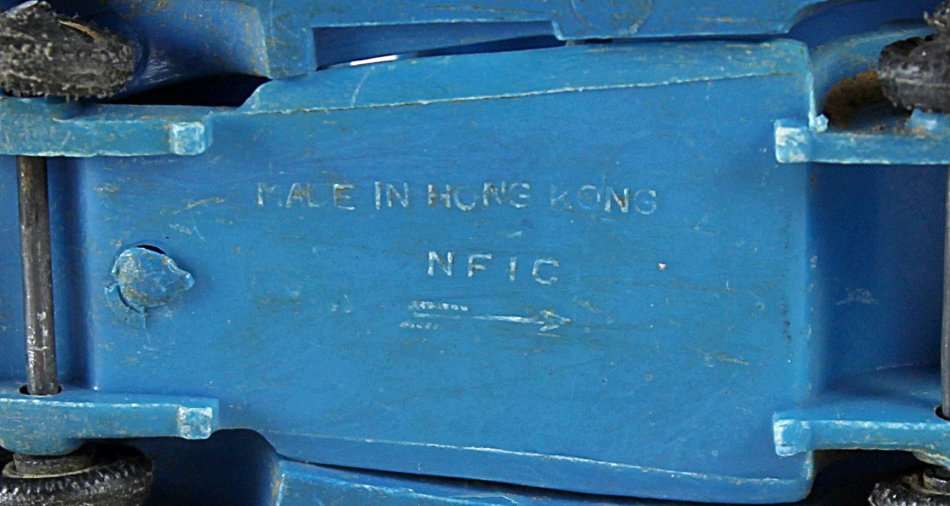 Diecast N Fic - Plastic Taxi - Bid Now!!