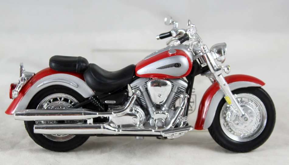 Maisto - Yamaha Road Star - Bike Only - Bid now!