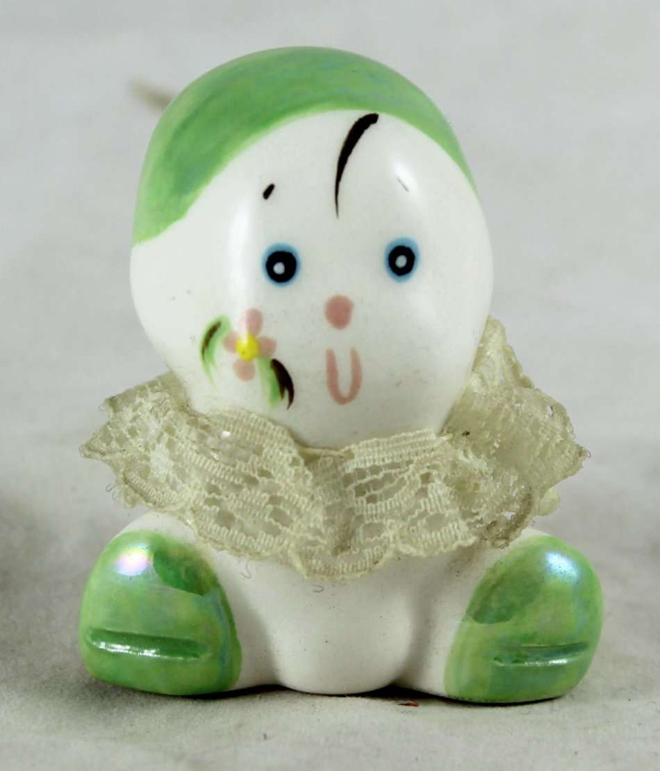 Small Porcelain Baby with Lace Collar - Light Green Head - Gorgeous! - Bid Now!!!