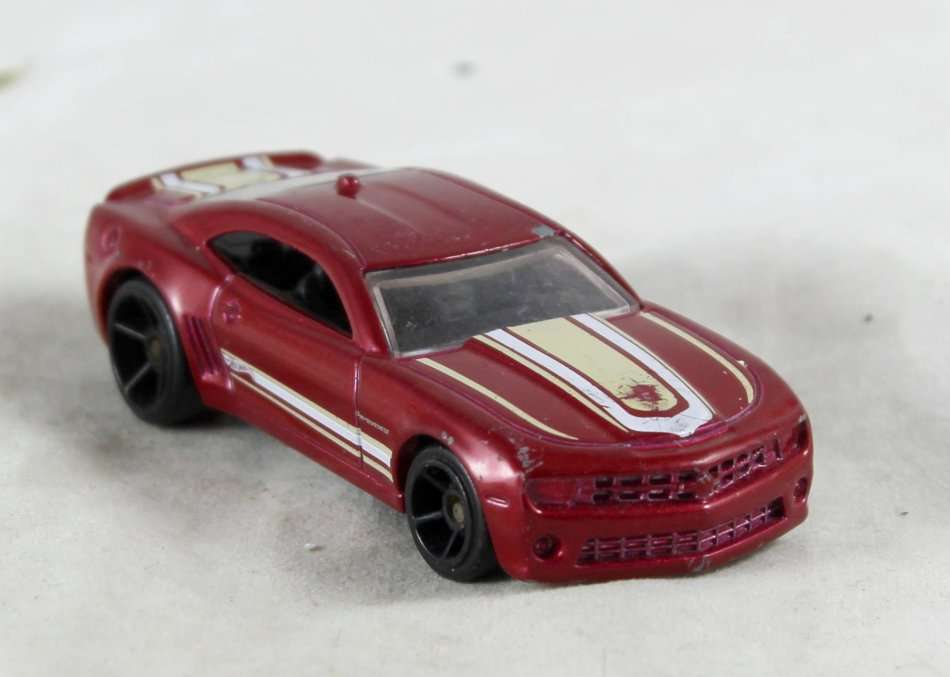 Hotwheels - `10 Camaro - Gorgeous! - Bid Now!!!