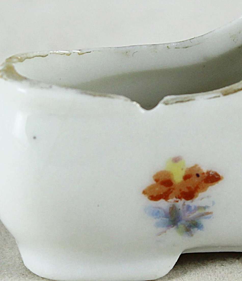 Miniature Shoes with White Roses - Pair - Beautiful! - Bid Now!!!