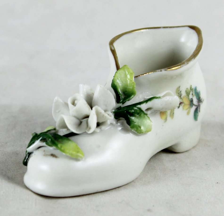 Miniature Gorman Shoe- White with Rose - Beautiful! - Bid Now!!!