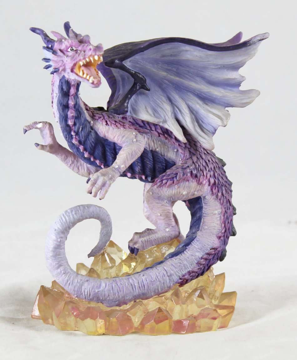 Land Of The Dragons - Amethyst Dragon A K145 - Beautiful! - Bid Now!!!