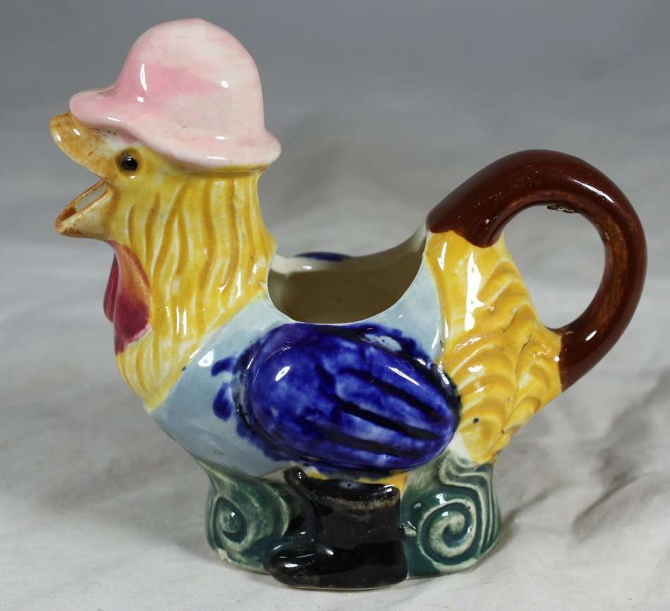 Porcelain chicken egg separator