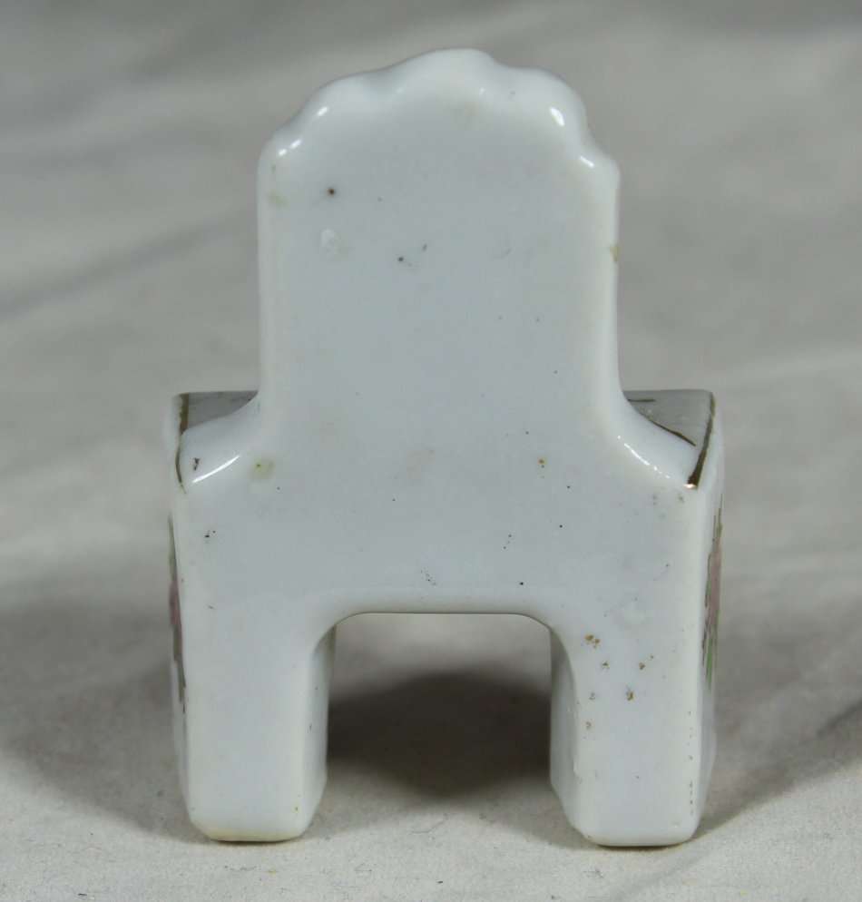 Miniature Porcelain - Dressing Table (Japan) - BID NOW!!!!