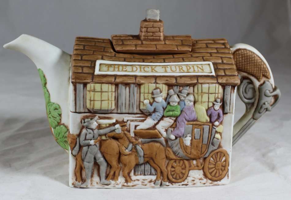 Character Tea Pot - Christopher Wren - The Dick Turpen Pub - BID NOW!!!