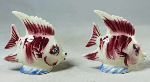 Fish Salt and Pepper Shaker - Bid Now!!