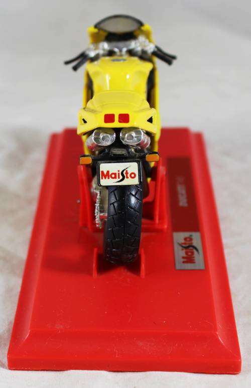 Maisto -  Bike - Ducati 748  - Bid Now!!