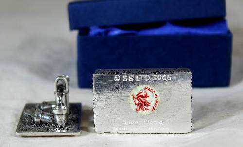 Silver Scenes - Decorative Pill Holder - Bid Now!!