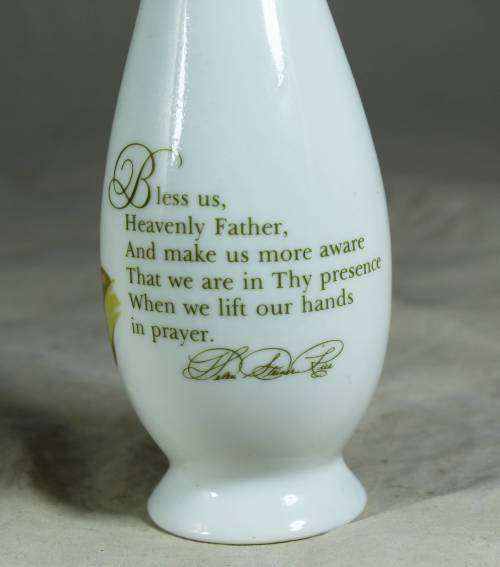 Gibson Greeting Cards inc. - Praying Vase - Bid Now!!