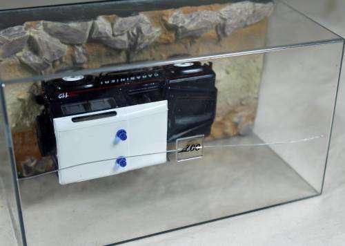 James Bond 007 - Land Rover Defender - Bid Now!!