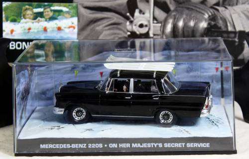 James Bond 007 with magazine - Mercedes Benz 220S #78 -  On Her Majesty`s Secret Service - Bid Now!!