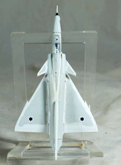 Postage Stamp Planes - Metal Die Cast on Stand - IAI KFIR C2 - Bid Now!!